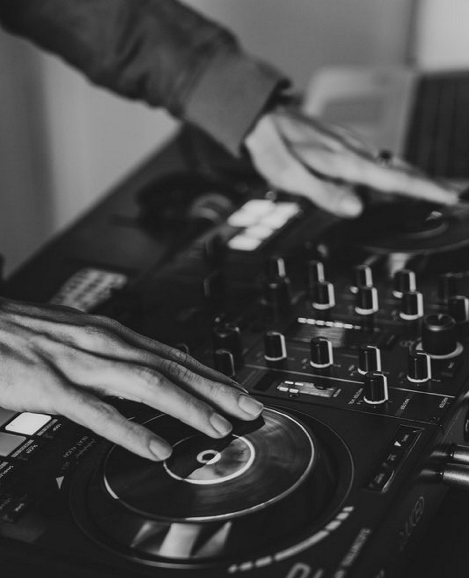 Dj événementiel pour entreprise et particulier à Bordeaux